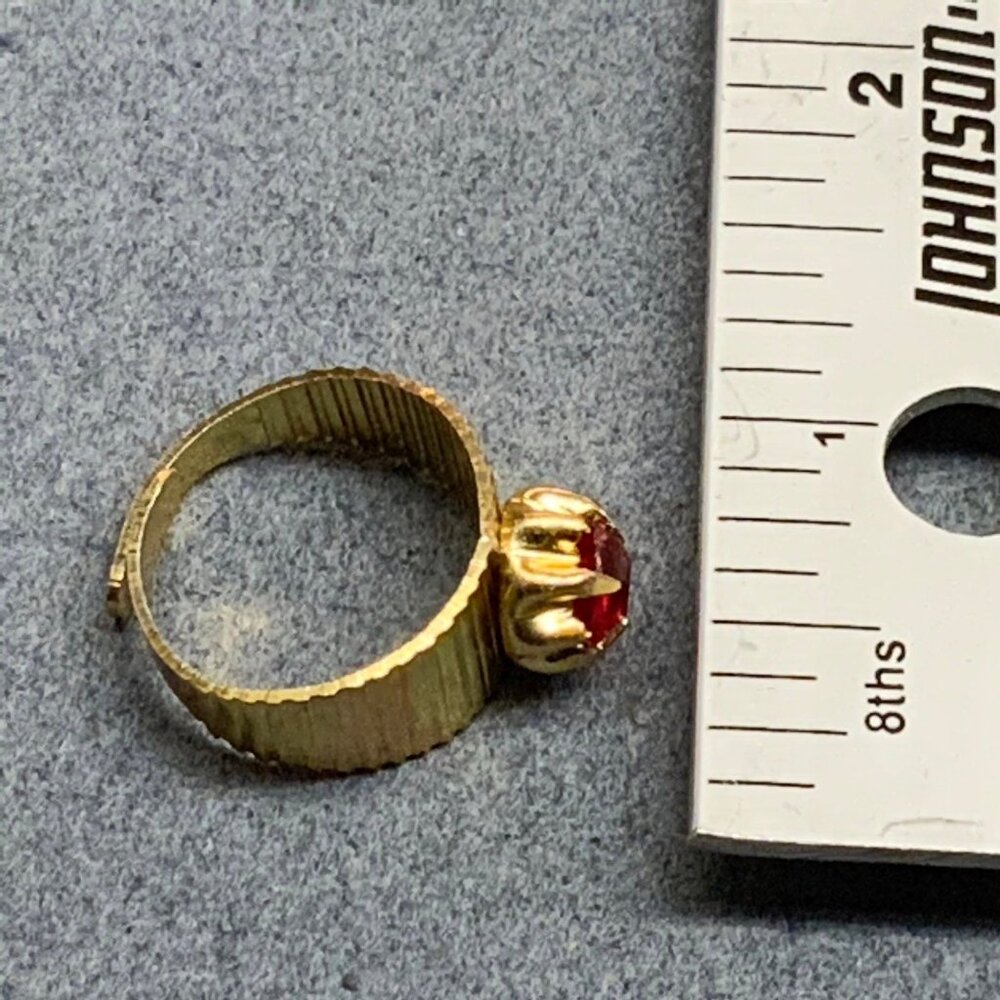 Adjustable Ring Size 7 Up Ruby Red Rhinestone Gol… - image 5